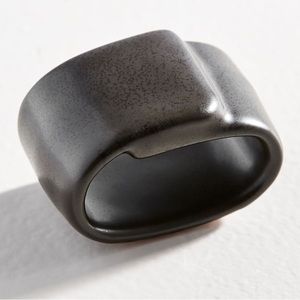 Pottery Barn Mason Stoneware napkin rings (set of 4) new in box